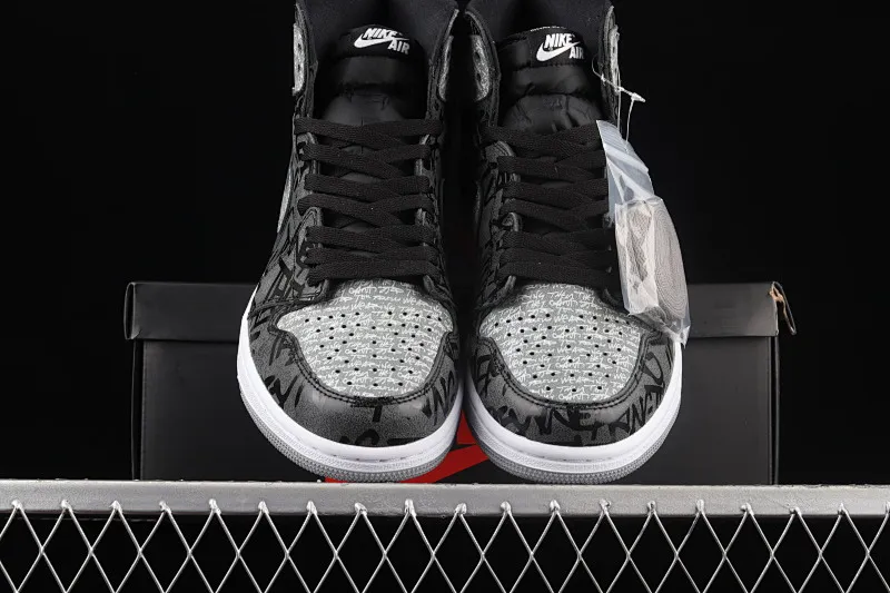 All categories Air Jordan Jordan series basketball shoes Air Jordan 1 High Air Jordan 1 High OG "Rebellionaire" AJ1 Joe 1 black and gray banned "Rebelionaire" high-top basketball shoes 555088-036